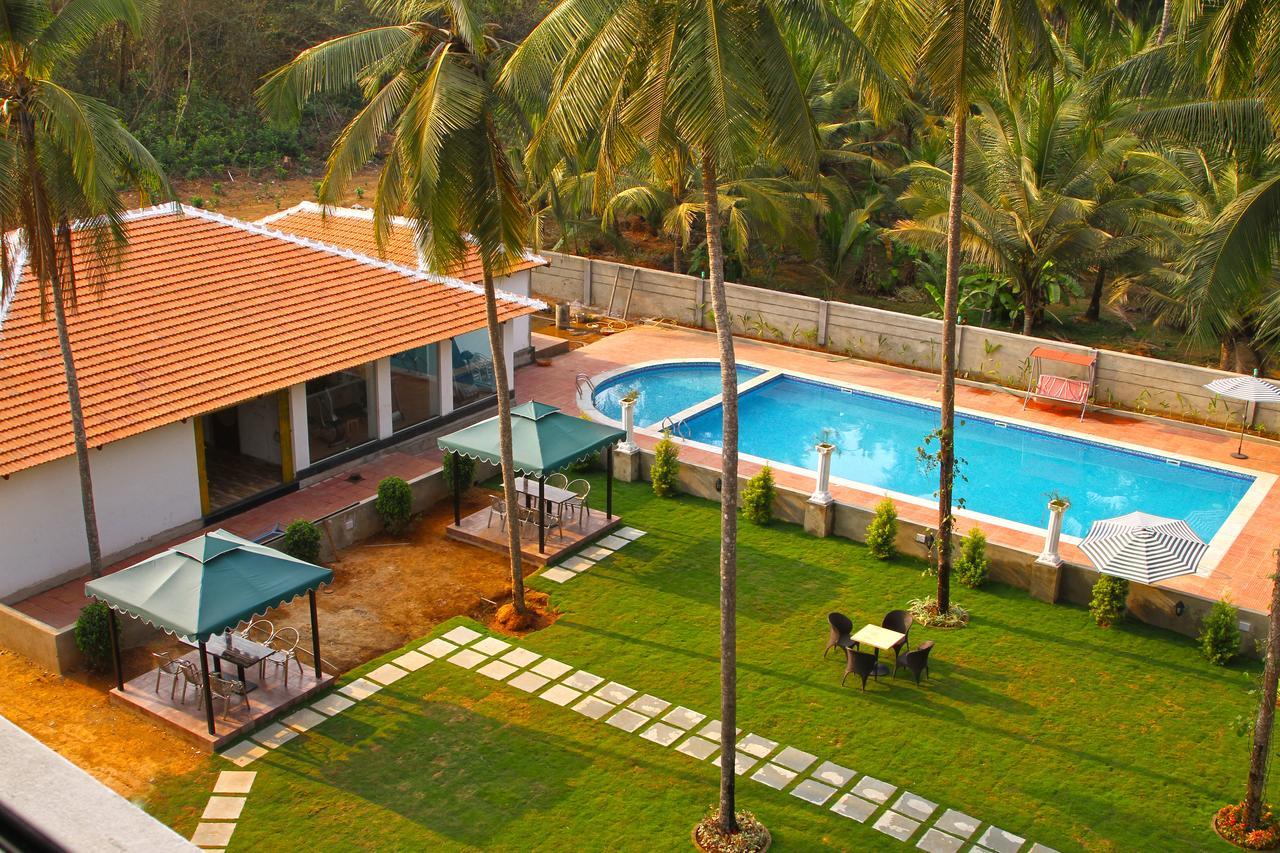 Hotel Kateel International Karkal エクステリア 写真